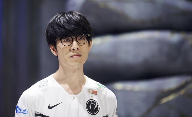 骆建佑伤势 骆建佑伤势