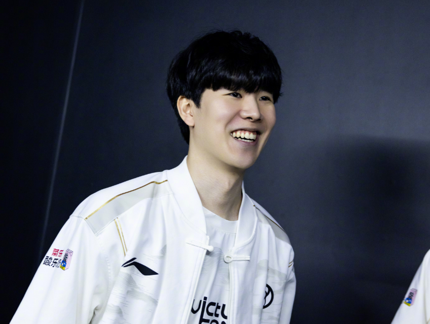 于比赛场合 于比赛场合